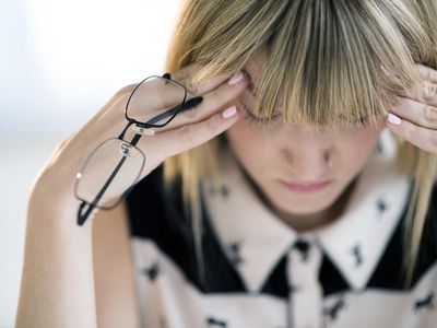 woman with a headache