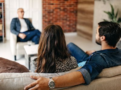 A young married couple with a psychotherapist